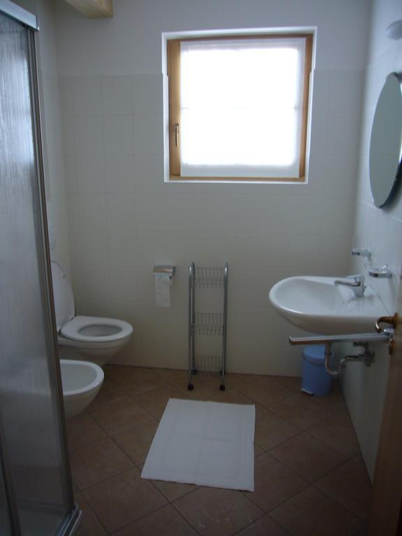 Ferienwohnung La Pezina Livigno Zimmer foto